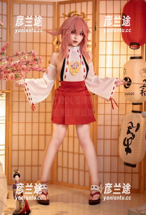 Bangni邦尼老师OL写真图册：捕捉瞬间的光影和妩媚