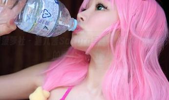 BoLoli菠萝社 – 猫九酱Sakura写真集更新：肉丝与光影交错的瞬间，简直了！
