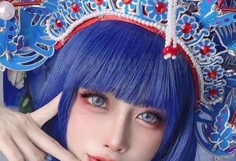 在光影里沉溺：Byoru最新内衣合集，温柔一击！