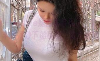 微密圈 – Jessie婕西太会玩了，全套原图，半透薄纱下的肆意，你知道的！