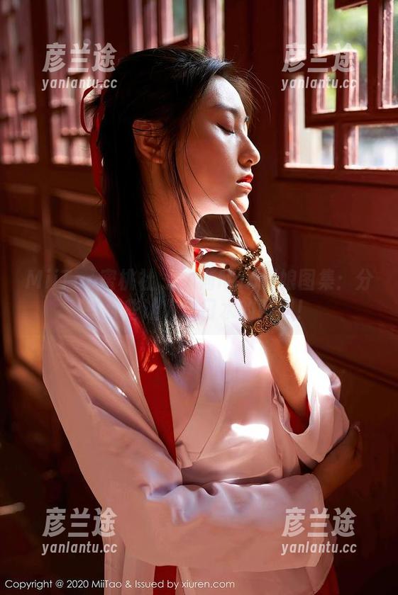 MiiTao蜜桃社-木楠Nan MiiTao蜜桃社 - 木楠Nan厨娘图集:分享那些让人流口水的瞬间!