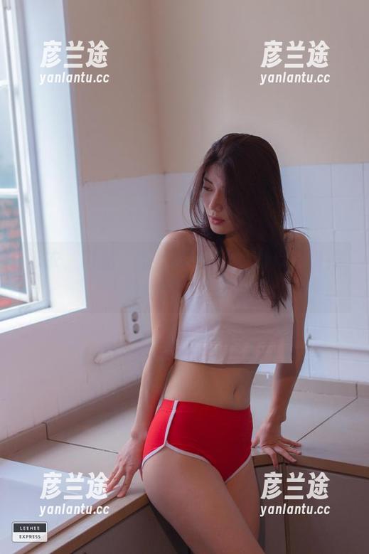 泳衣，阳光，还有Min.E(민이)：这组美图绝对不容错过