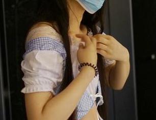不买也能在线看的ROSI和服，免费照片真是太佛了！