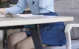 Xiuren秀人网 – 夏馨瑶的全套写真，你可以当女仆，但我只想抢走她的裙子！