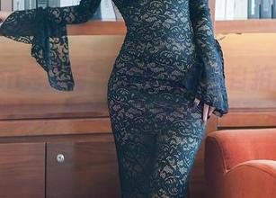 Xiuren秀人网 – 邹晶晶女王自拍精选：把日常中的奇葩瞬间变成艺术