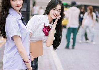 YouMi尤蜜荟 – 图册大揭秘：张思允Nice在睡衣里的奇妙探险