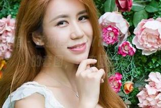 YouWu尤物馆 – 孟狐狸FoxYini厨娘更新，超乎想象的套图，快来围观！
