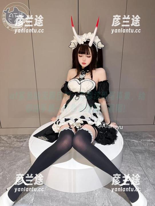 at鲨鱼 at鲨鱼的无限自拍:下载这份写真集,给你的手机一个色彩斑斓的假期!