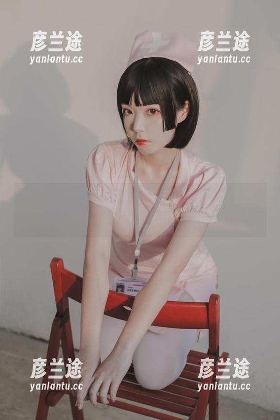 fushii_海堂的最新作品：分享她的极探侦道，感觉热度不断飙升！