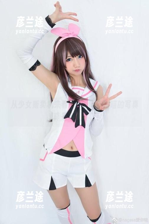 nagisa魔物喵 从少女贩卖机来看nagisa魔物喵的写真,真是吊人胃口!