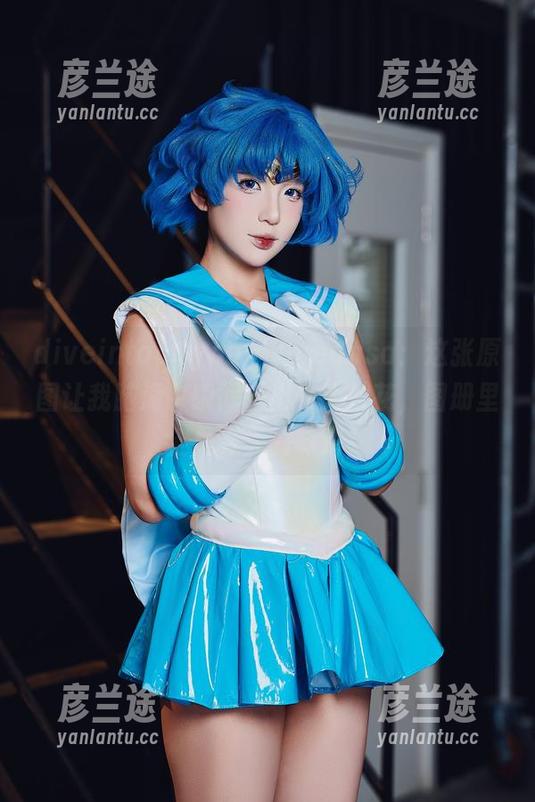 puypuy diveintopuypuy'sMedusa:这张原图让我脑海中瞬间开出一大片花,图册里全是春天的味道!
