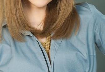 丽柜 – 与其说是由美，我觉得这组写真更像有个‘妹妹’的梦想