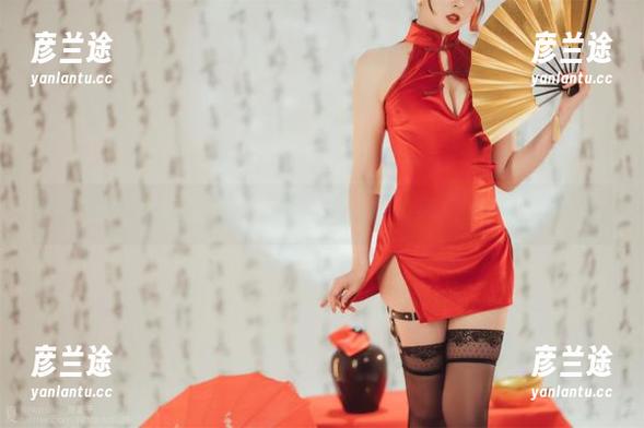 你夏夏镂空写真：这透视感，连我妈都要点个赞！