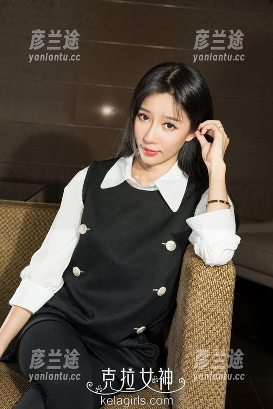 克拉女神-杨暖 克拉女神 - 杨暖美图:泳装与阳光的完美邂逅合集