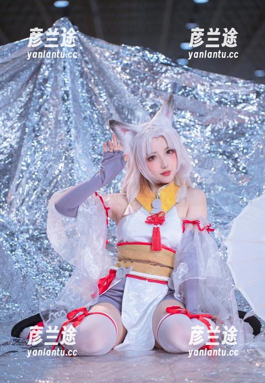 神秘的刺青Poi：自拍居然可以这么美！