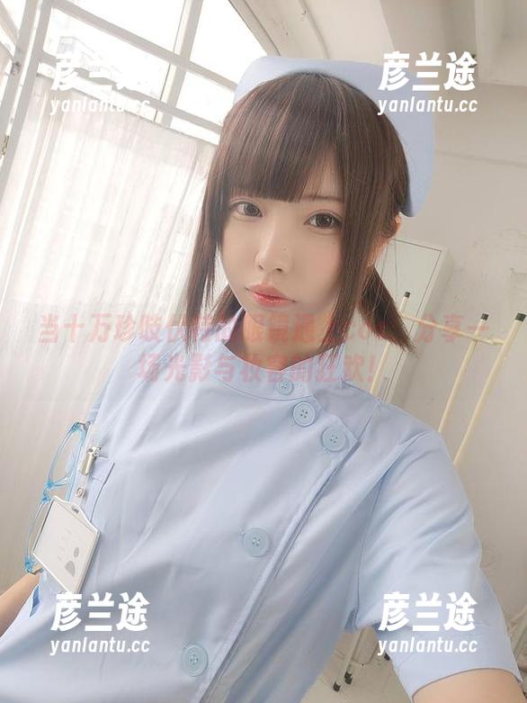 十万珍吱伏特 当十万珍吱伏特的眼镜遇上cos:分享一场光影与妆容的狂欢!
