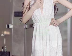 头条女神 – 刘菲菲学姐的最新图包，根本无法自拔