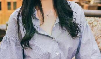 头条女神 – 唐嫣儿制服写真：为啥感觉每一张都在撩我心？！