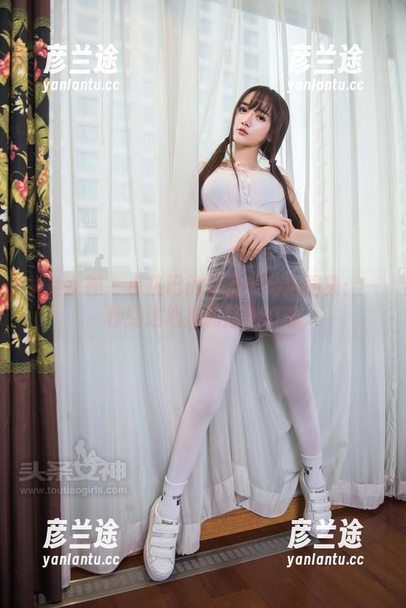 头条女神 - 小热巴的万圣节精选图集：一秒到达心底的暗黑幻想
