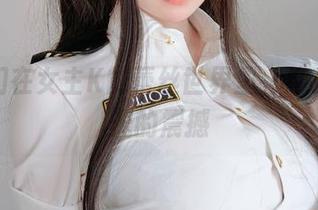 让我们在女主K的蕾丝世界里，感受无圣光的震撼