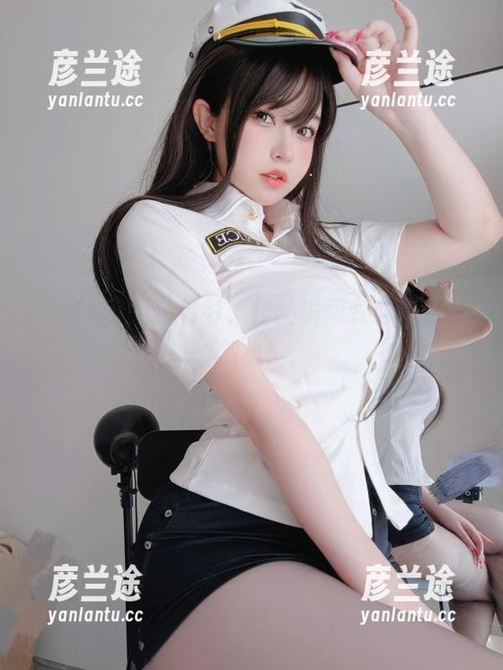 女主K穿上白衬衫，作品瞬间变身福利发放机！