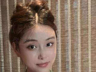 微密圈 – 浴缸里的奶雯：原图如梦似幻，图包带你进入她的秘密花园！