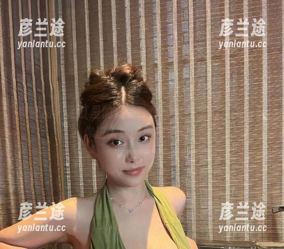 奶雯 微密圈 - 浴缸里的奶雯:原图如梦似幻,图包带你进入她的秘密花园!