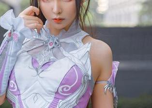 妍子坚不可摧的圣诞魔法：满满的cos合集，壁纸让这个节日更有氛围！
