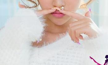 尤果网 – 从容又妩媚，莉恩的油亮写真合集大揭密