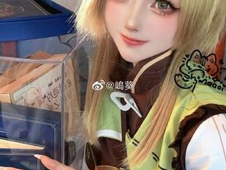 想看高清的加藤惠和南小鸟？快来嶋葵的世界，可能会有意外收获哦！