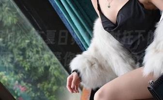 异思趣向 – 在夏日霓虹粉衬托下的喵姐，图片资源等你翻阅每个角落！