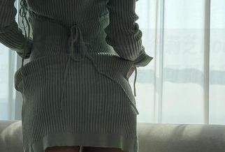 微密圈 – 长腿丝诱图集，徐莉芝Booty在线，强烈推荐给视觉享受！可别说我没提醒哦。
