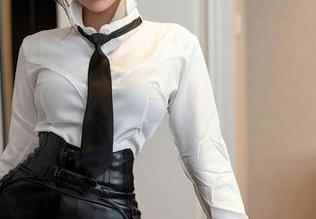 星颜社 – 在线紧急状态！王俪丁呀的JK写真太美，你的沙发会嫉妒！