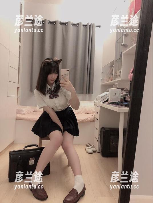 图包推荐：是一只废喵了这17套爱发电时期的作品，甜蜜与犯规并存