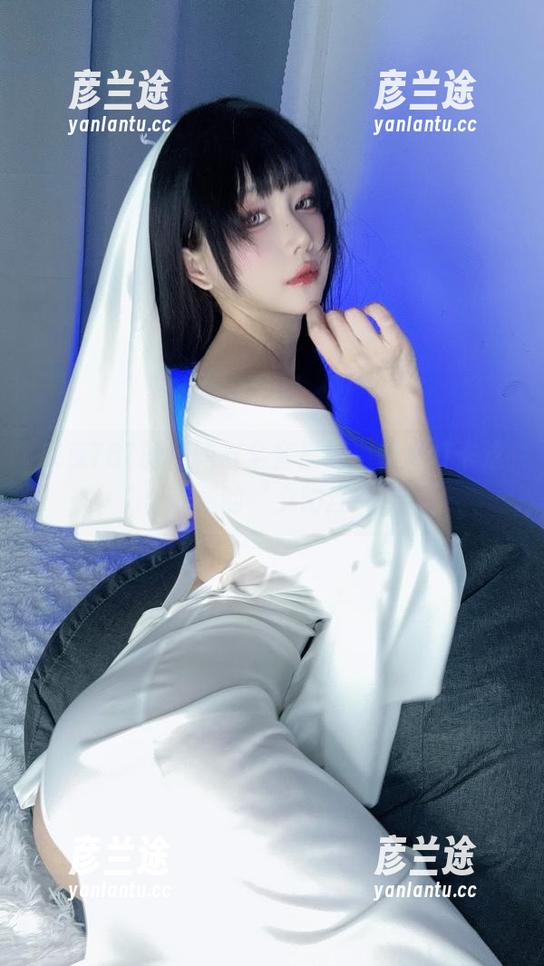 末夜787的短裙与全套原图，快来打卡这份美丽的‘夕阳红’！