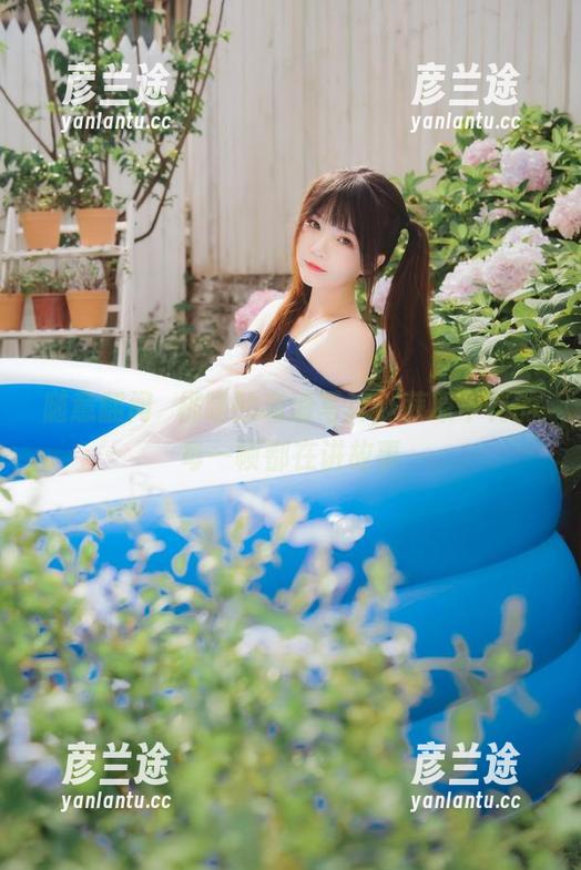随意翻阅桜桃喵的高清写真，藤原千花的每一帧都在讲故事