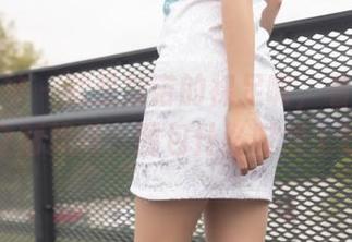 梦丝女神 – 就是刘诺的裸足啊，看完原图我立刻想问，图包什么时候上线？