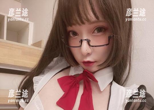 次屁啦 次屁啦的透明女仆写真:壁纸上流淌的轻盈与梦幻。