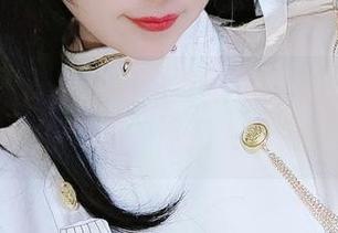 嘘，汐兔子护士的免费写真曝光，光线打得真好，迷死人了！