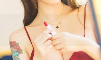 当洛丽塔大哥遇上女仆：无圣光的奇妙图包探险！