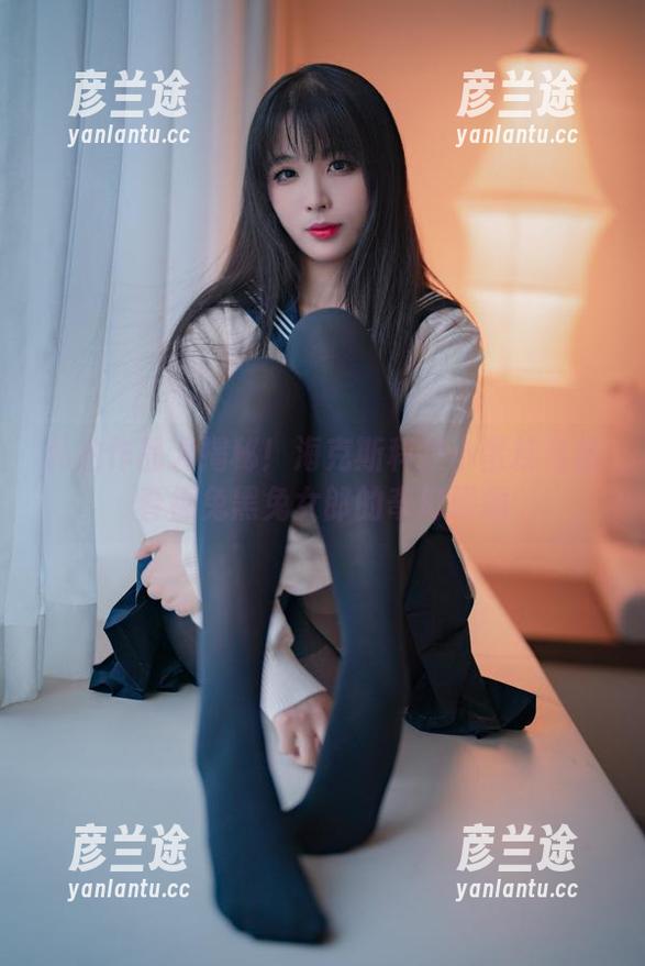 海克斯科技小蛋糕 私拍作品大揭秘!海克斯科技小蛋糕与新春福兔黑兔女郎的奇幻碰撞