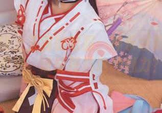 当高清碰上玉藻前制服：神乐坂真东电子相册，谁能抵挡这种魅力？