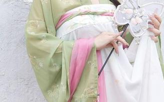 秀人网 – 九千柒柒的棉袜写真，温暖与好奇同在的碰撞