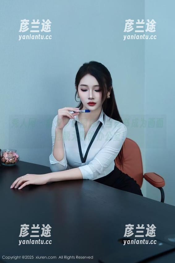 秀人网-俞夕梦 秀人网 - 俞夕梦的图库:当秘书成为画面,摆脱无聊的办公室!