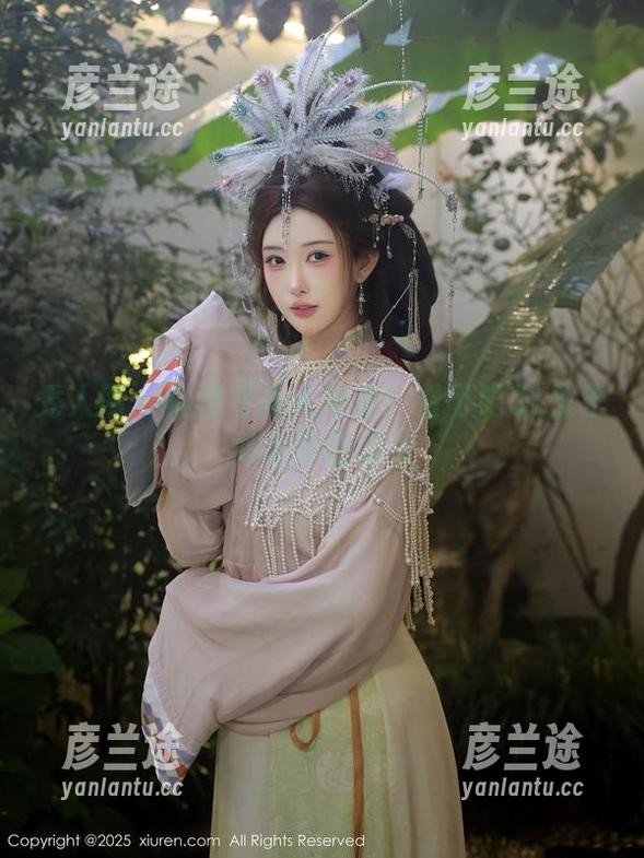 秀人网-司妃SL 秀人网 - 福利写真大放送!看司妃SL女王如何掌控镜头