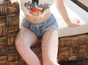 美媛馆 – 刘雪妮Verna粉色写真美图，优雅与俏皮交织，真是个小妖精！