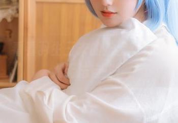 来吧，看看羽生三未的护士写真，美图让人无法自拔！