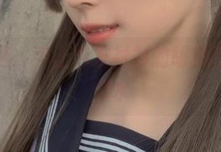 图库精选：穿上男友衬衫的胡桃喵，柔情似水