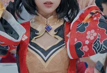 在舞小喵的裤里丝图包里寻找遗失的温柔