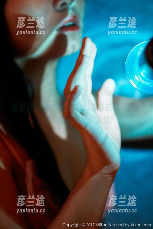 蜜桃社-Suki 蜜桃社 - 潜水吧!Suki泳池在线资源,水面下的精彩等你发现!